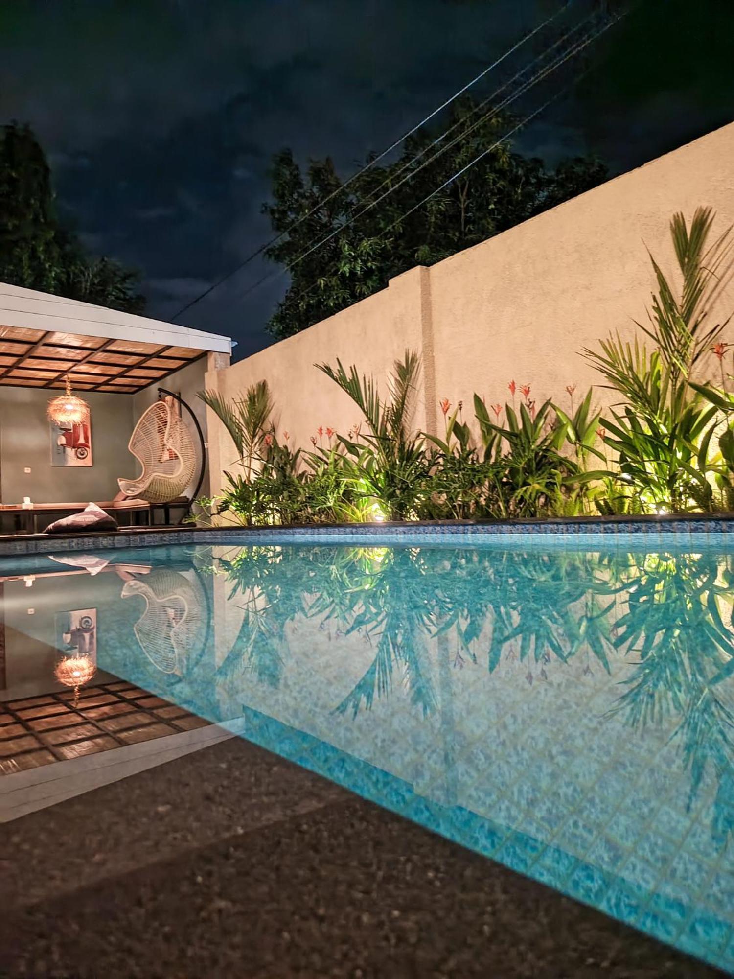 Zavana Rooms & Restaurant Tanjungkarang Dış mekan fotoğraf