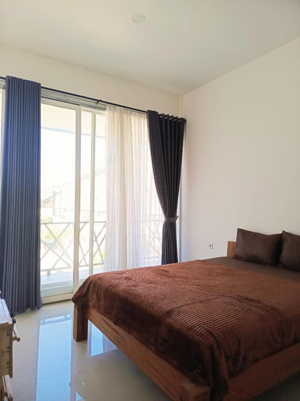 Zavana Rooms & Restaurant Tanjungkarang Dış mekan fotoğraf