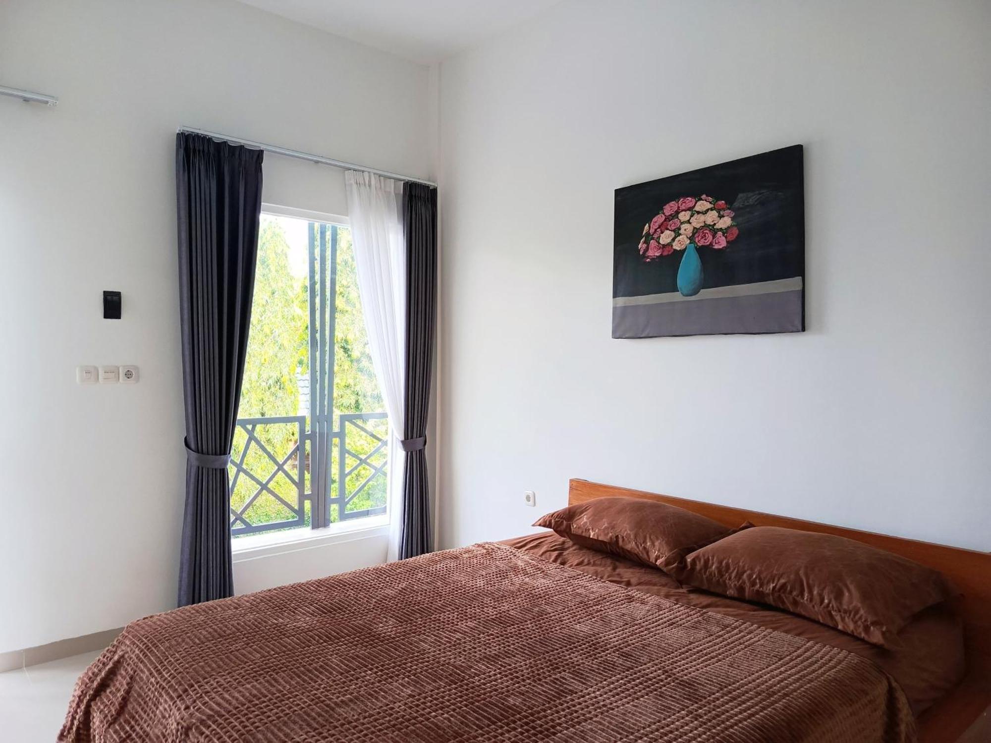 Zavana Rooms & Restaurant Tanjungkarang Dış mekan fotoğraf